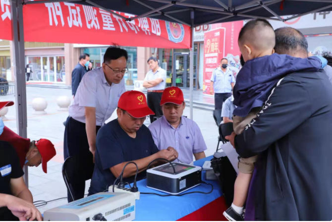 开展计量法律法规和计量常识宣传讲解